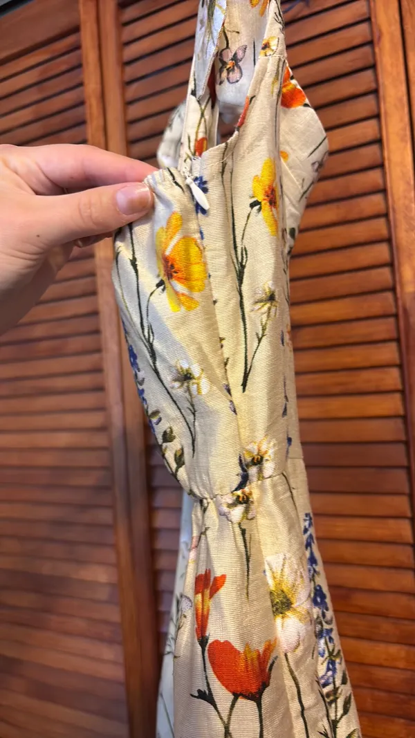 Cream and Floral Romper Multiple Size M - Image 3
