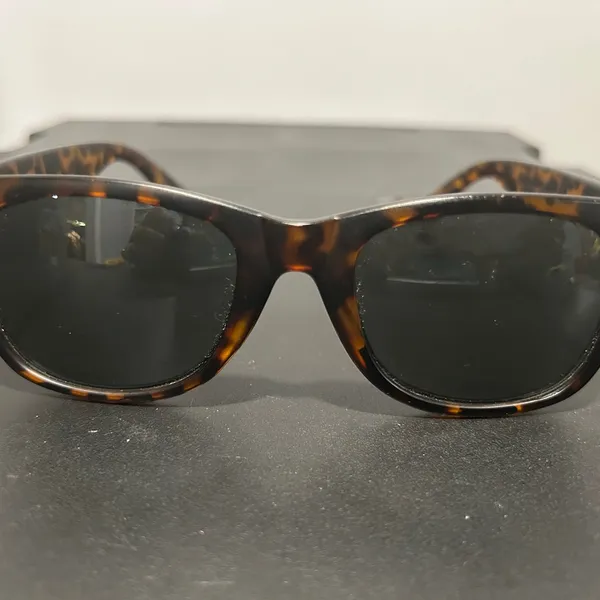 Tortoise Shell Sunglasses Brown - Image 2