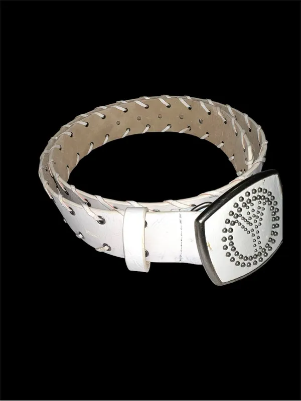 Groovy 70’s off white faux leather belt with awesome metal peace sign buckle! - Image 6