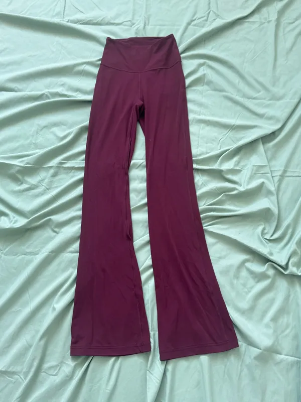 Lululemon Groove Nulu Super-High-Rise Flared Pant Regular - Image 2