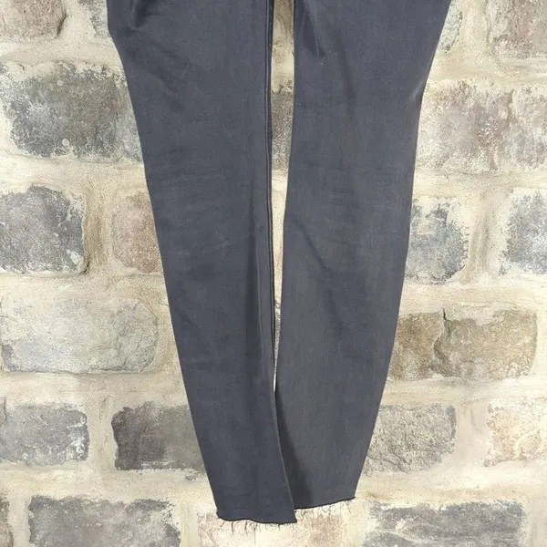 H&M &Denim Woman's Size‎ 4 Black Super Skinny Pull-on Maternity Pants Raw Hem - Image 7