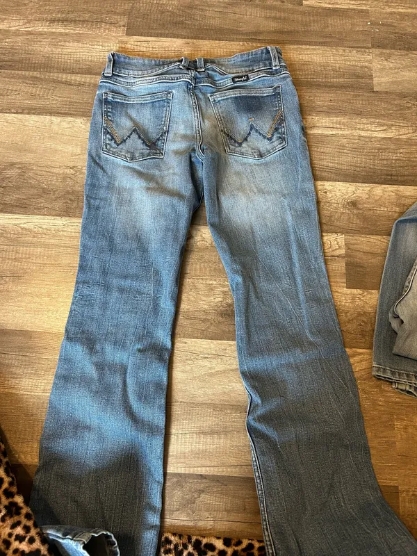 Wrangler Bootcut Jeans - Image 2