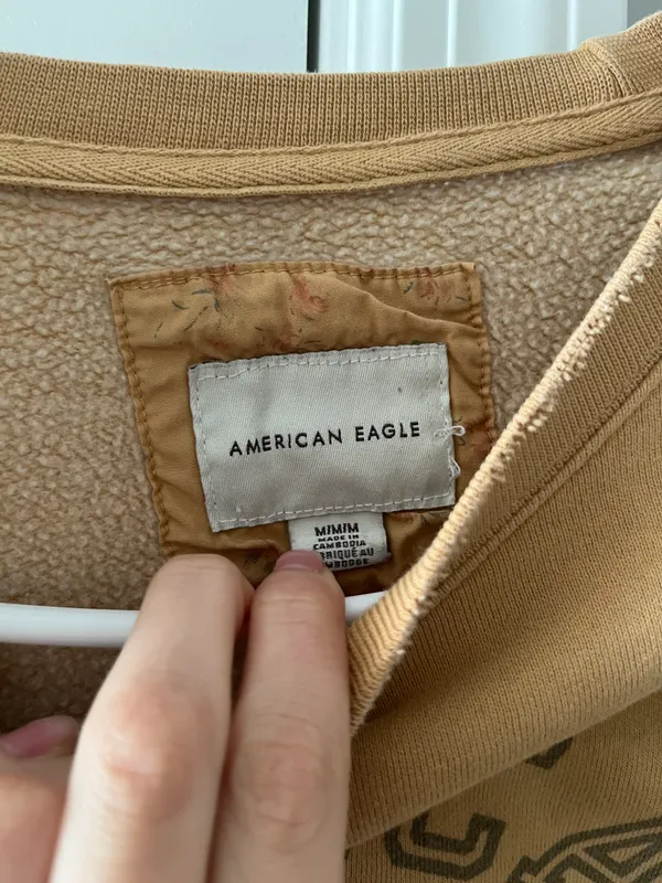 American Eagle Outfitters Sweatshirt - Image 4
