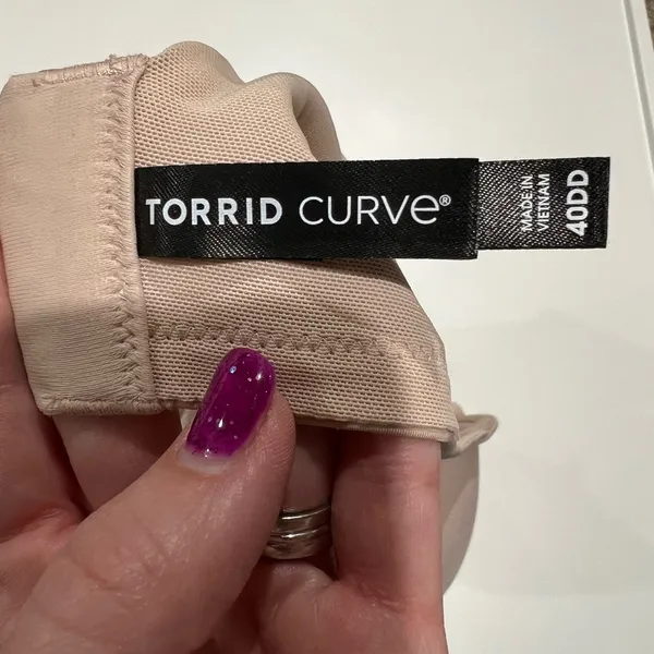 Torrid curve size 40dd - Image 9
