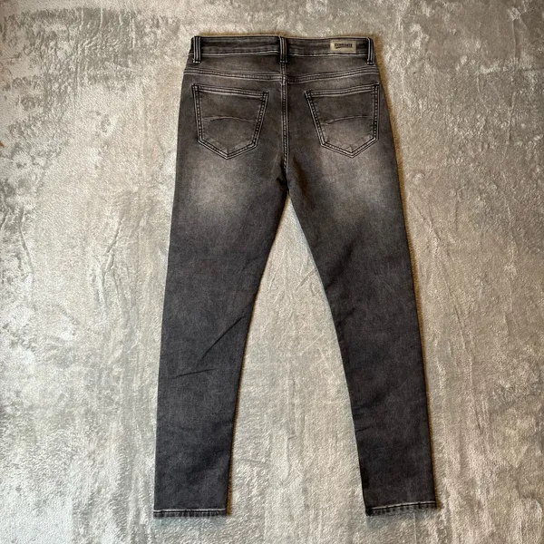Icebreaker Women’s Skinny‎ Fit Black Vintage Wash Jeans Sz 31 X 29 - Image 2