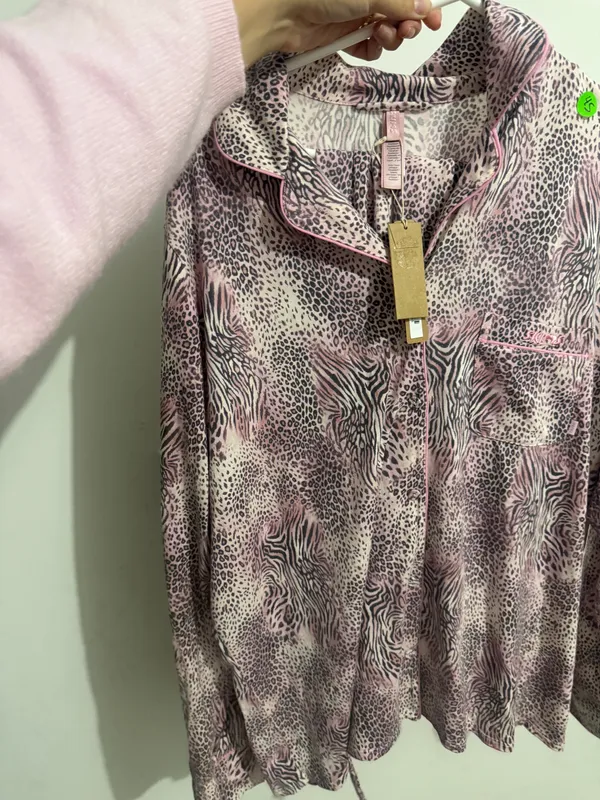 SKIMS Pajama Set - Image 2