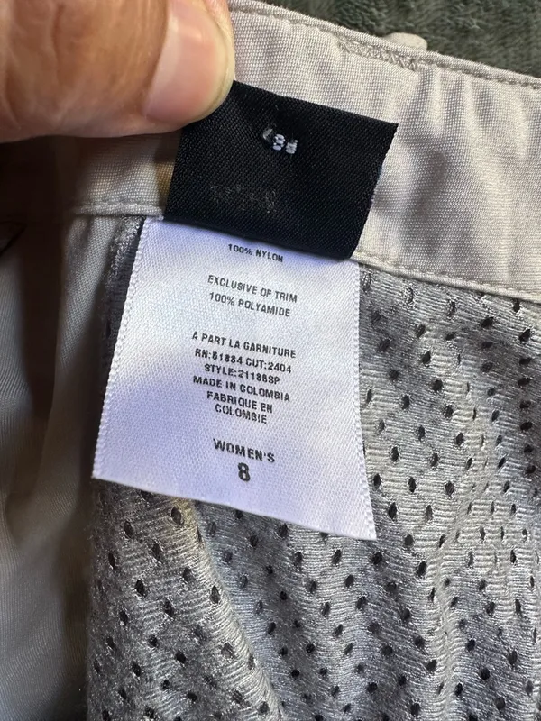 Patagonia Light Gray Women's Shorts with Mesh Lining size 8 - Image 6