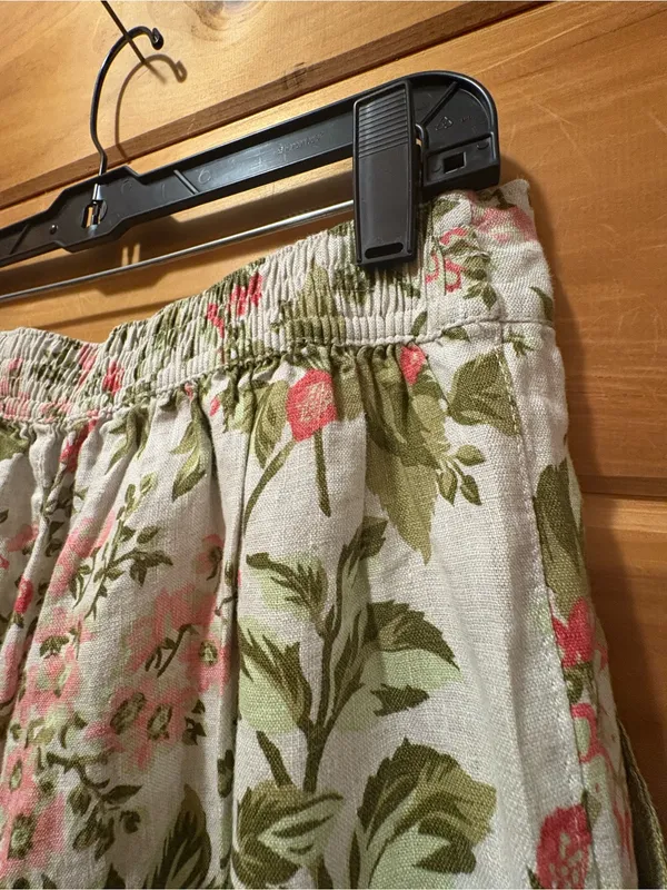 Laura Ashley 100% Linen Wide-Leg Berry & Floral Pants with Pink & Green Print Lg - Image 4