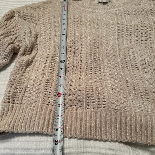 American Eagle Outfitters Sweater - Size M - Image 8