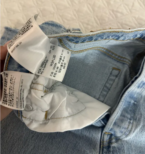 Levi’s 501 Jeans - Image 4