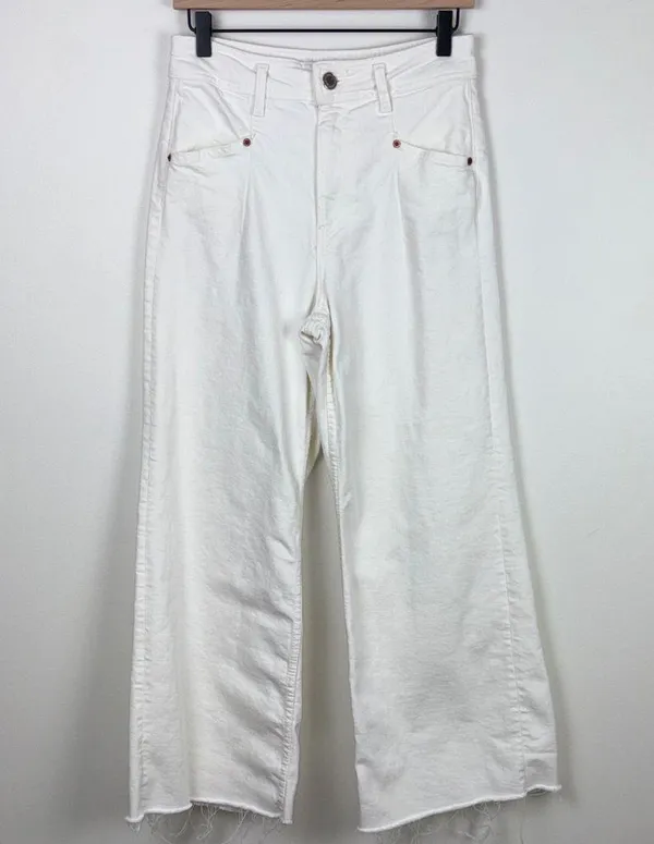 Zara Wide Leg High Rise White Jeans Women’s Size 6 Baggy Denim Relaxed Fit - Image 2