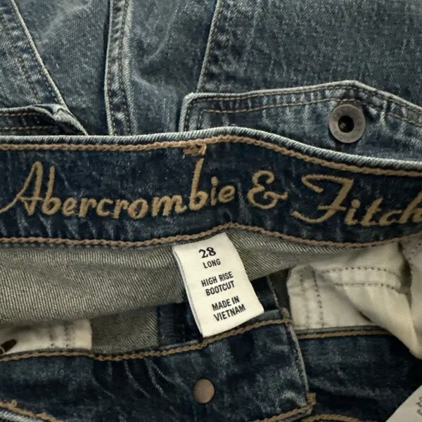 Abercrombie & fitch jeans Sz 28 Long High Rise Bootcut - Image 4