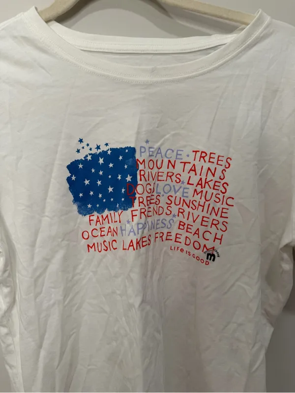 Life is Good White American Flag Peace Love Graphic Tee NWT Size Medium - Image 2