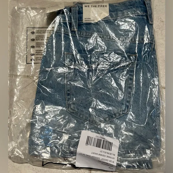 Free People We The Free Wynne Denim Skirt - Light Indigo - Image 4