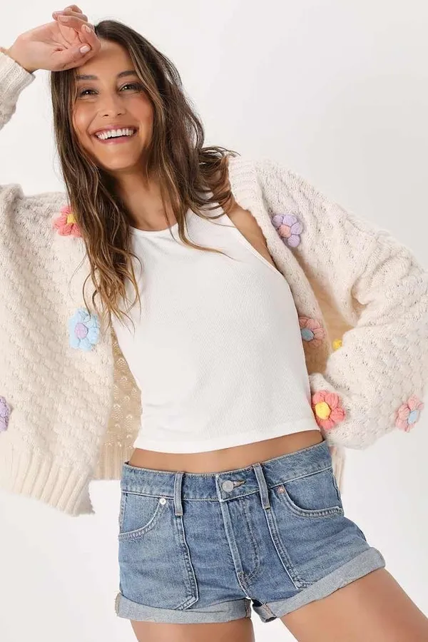 NWT Free People Beginner's Luck Slouchy Roll Cuff Denim Shorts. Size 28 - Image 4