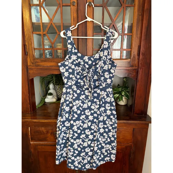 Pact Organic Cotton Floral Tie Back Fit and Flare Dress Navy Blue Large - Image 4