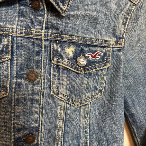 Hollister‎ Women's Jean Jacket Distressed Button Up 100% Cotton Blue Size XS - Image 2