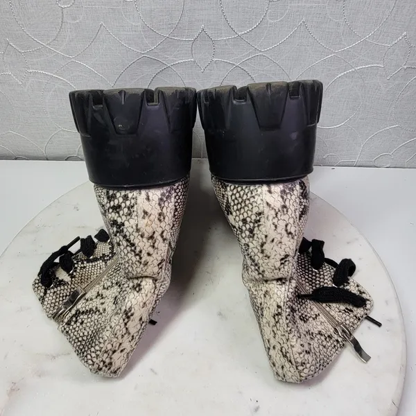 Lemonade Leather Snakeskin Combat Boots Womens 8 Cream Black Chunky Platform - Image 14