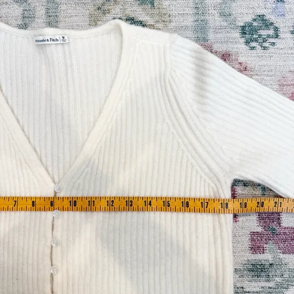 Abercrombie & Fitch Modal Ribbed Knit Cardigan M Ivory Preppy Academia Dainty - Image 5