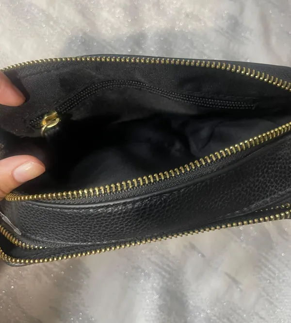 Liz Claiborne Black Crossbody Bag - Image 6