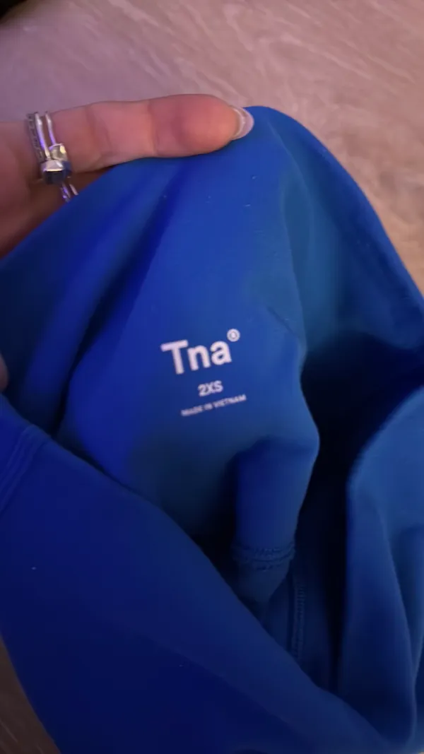 TNA Aritzia Leggings - Image 3