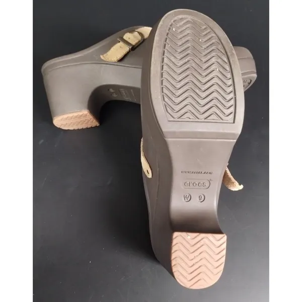 Crocs Women's Brown Shoes/Clogs/2.5" Heel Size 9 SKU 2530 - Image 5