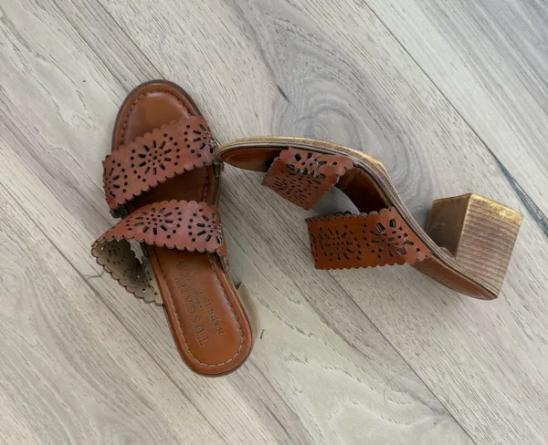 Sandals Brown Size 7 - Image 2