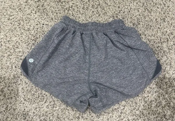 Lululemon Hotty Hot Short II *Long 4" - Image 6