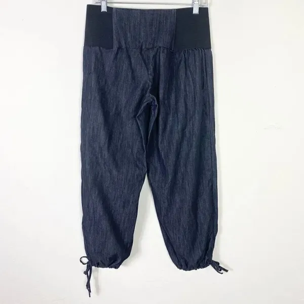 Vintage y2k What’s Hot… Dark Wash Chambray Denim Tie Ankle Cropped Pants Size L - Image 2