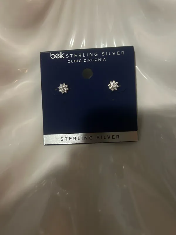 Belk Silverworks flower earrings  - Image 4