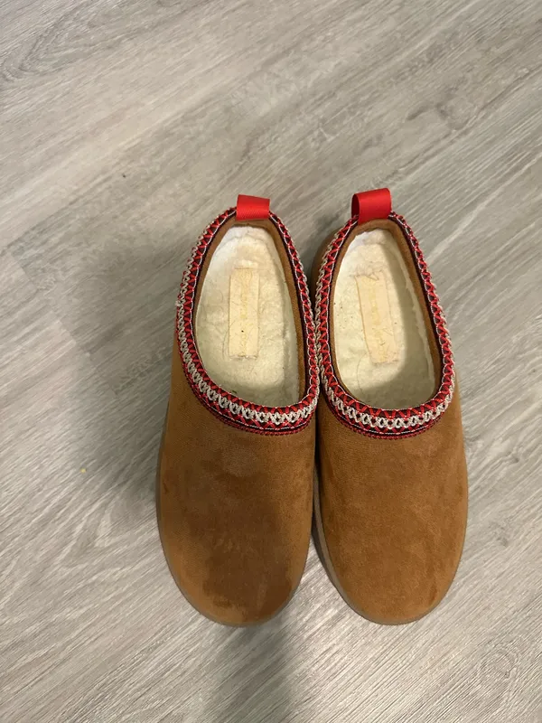 Slippers - Image 2