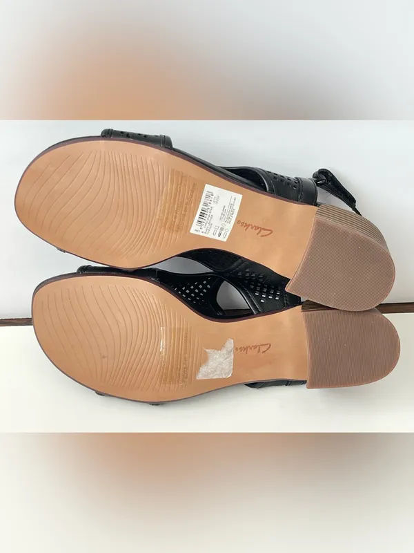 Clarks Caroleigh Star open toe leather sandals NEW black 9.5 - Image 9