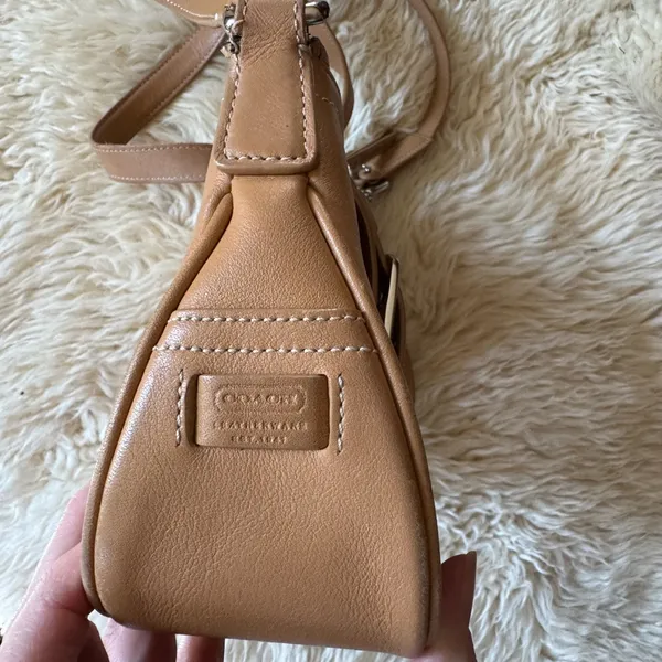 Vtg COACH Hampton camel leather Y2K Demi small shoulder bag 7540 - Image 3
