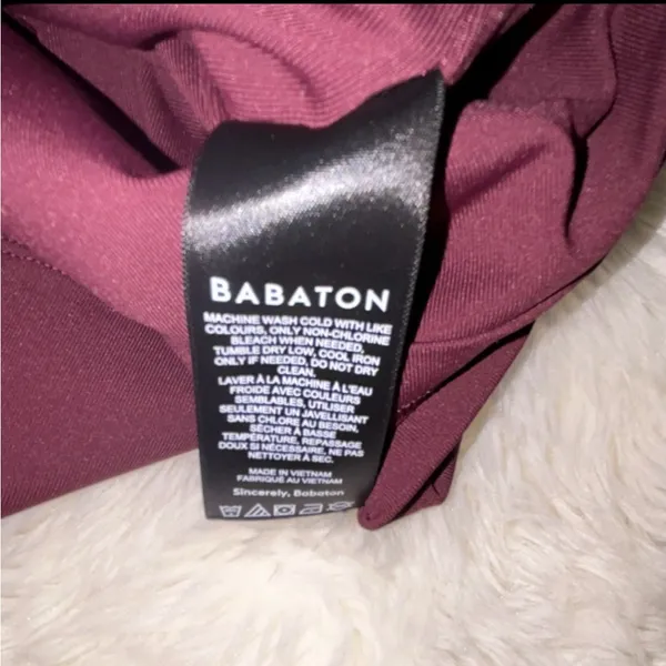 Aritzia Babaton Contour Burgandy Long Sleeve Dress - Image 5