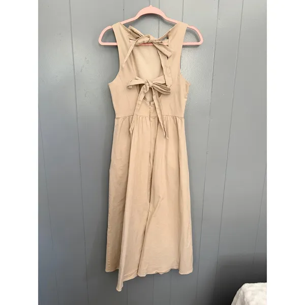 ASTR the Label Sand Beige Bow Back Apron Gathered Skirt Cottagecore Midi Dress M - Image 4