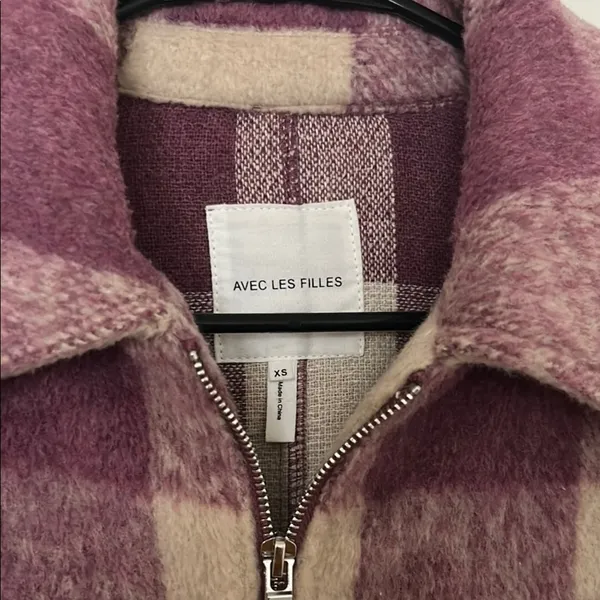 Avec Les Filles Pink and Cream Jacket Cozy Style - Image 2