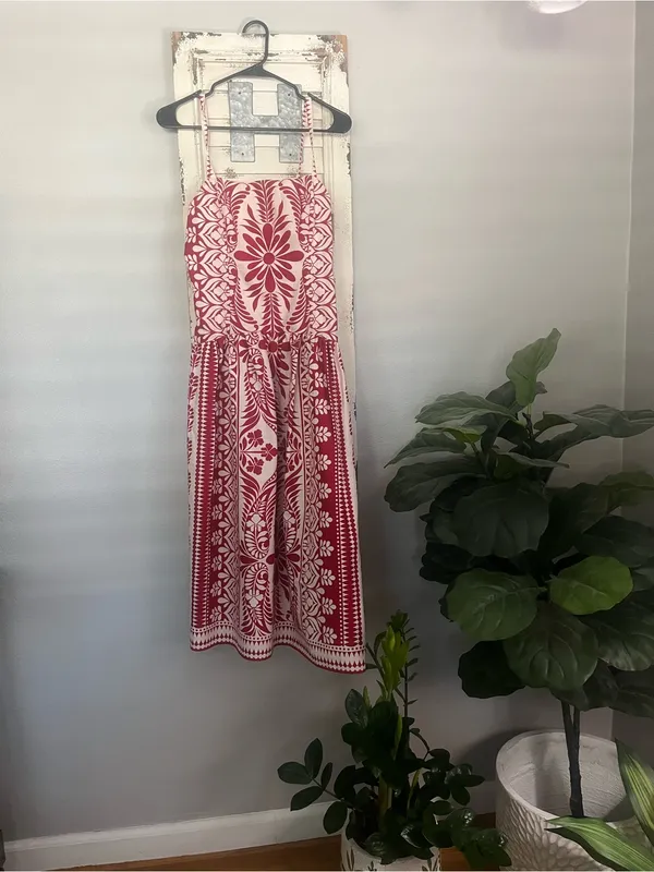 Francesca's Collections Serena Red and White Floral Midi Dress Drop Waist - Image 4