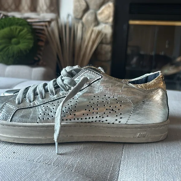 P448 Gold Silver Metallic Sneakers Size 37 - Image 9