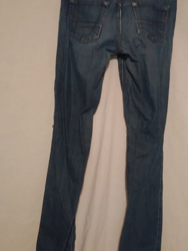 American Eagle 77 8R 33x32 Straight Distressed Jeans - Image 2