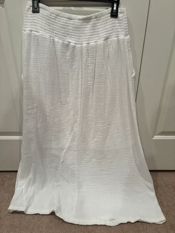 White Flowy Skirt Size M - Image 2