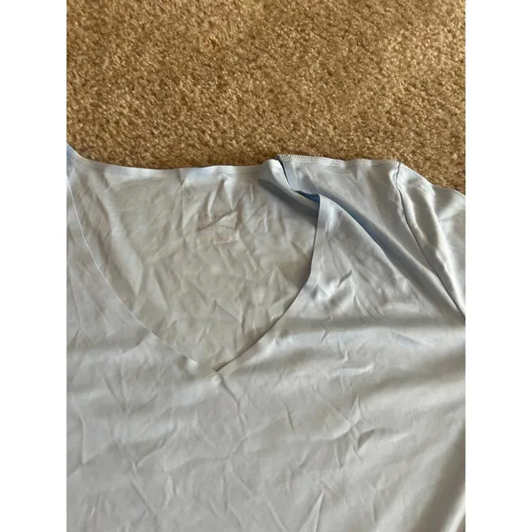 Woman dress bell sleeves size medium - Image 3