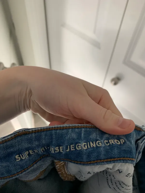 American Eagle Super High Rise Crop Jegging - Image 3