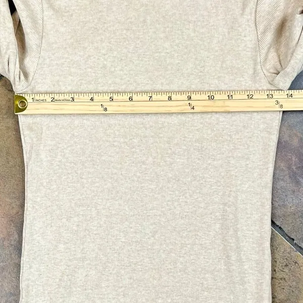 Lauren Ralph Lauren Rib Knit Shoulder Zipper Beige Sweater Small - Image 7