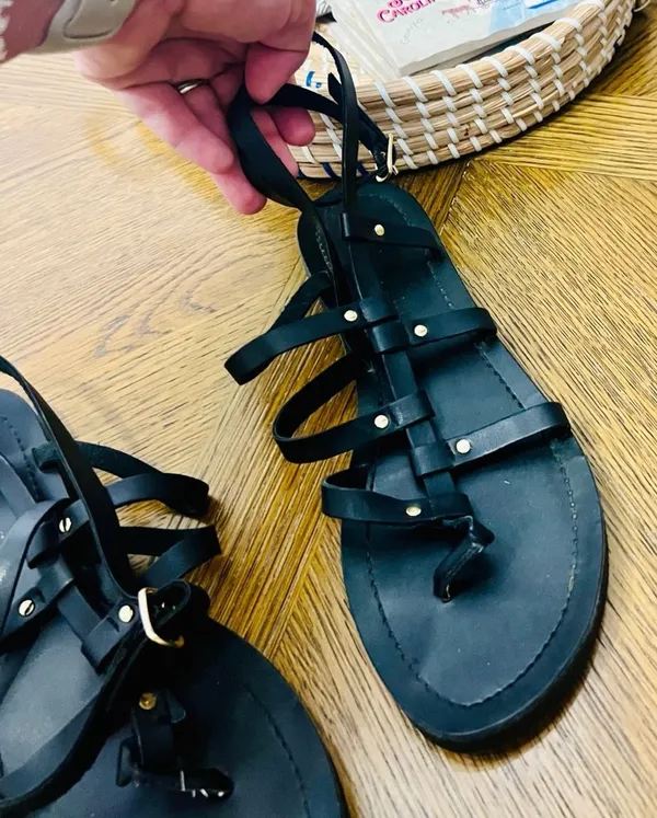 Madden Girl Black Gladiator Sandals Size 7 - Image 3