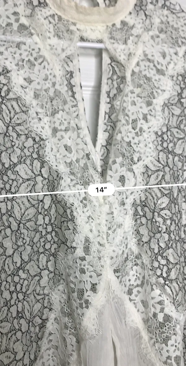 White Lace Tell Tale Heart Dress Size Small - Image 3