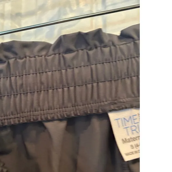 Time And Tru Gray Pants Maternity Pants Size‎ Small - Image 6