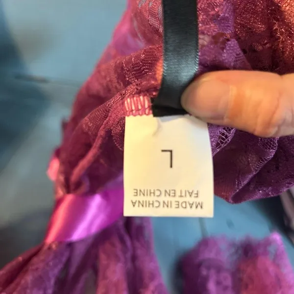 Avid Love Purple Robe Sz Large - Image 6