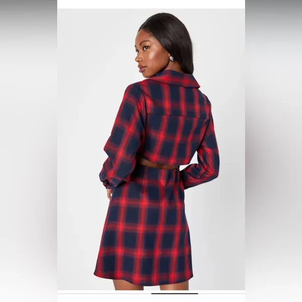 Lulus Red Navy Blue Plaid Cutout Back Mini Shirt‎ Dress NWT Medium - Image 2