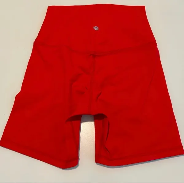 HeyNuts Amazon Shorts Red Size XS - Image 2