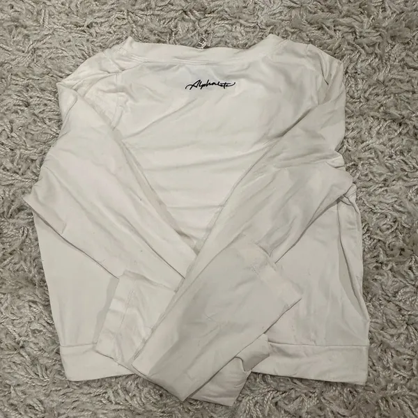 Alphalete long sleeve top - Image 3